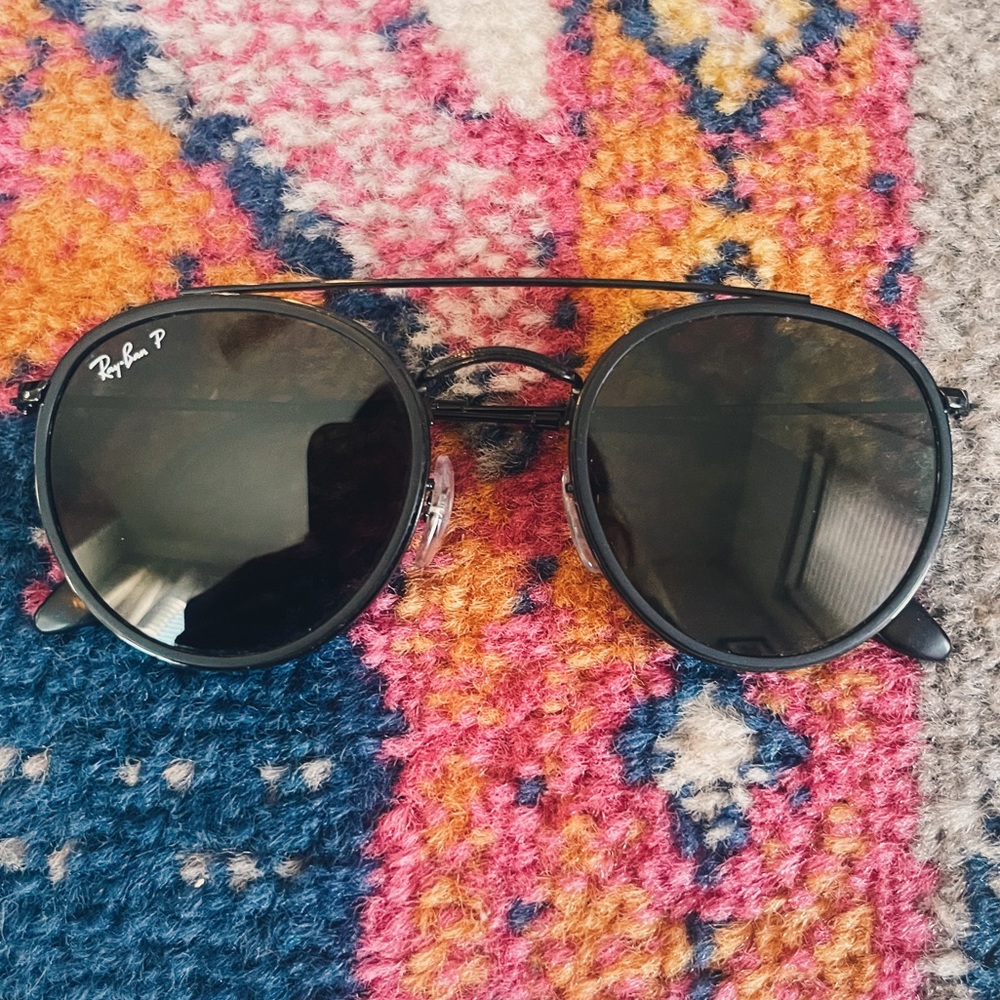 LIKE NEW - Black Aviator Ray-Ban Sunglasses
